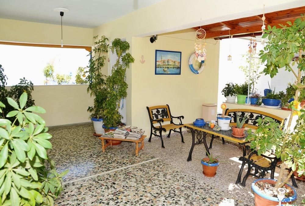 Kotsifas Rooms Tirós Exteriér fotografie